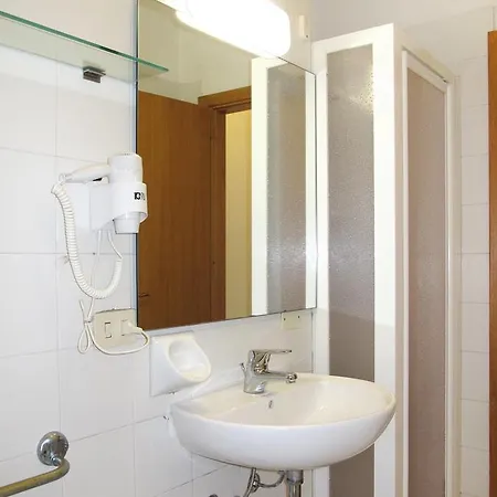 Parco Del 100s Apartment *